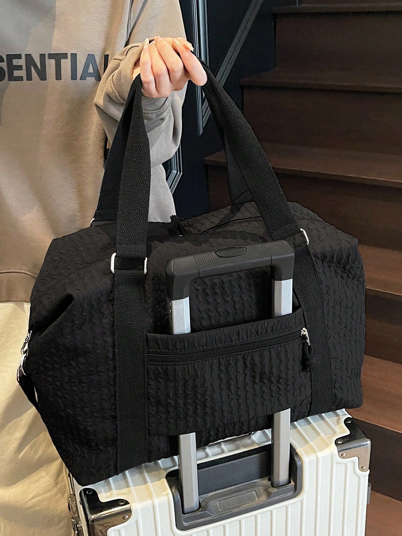Extra Large Capacity Foldable Lightweight Portable Luggage Bag